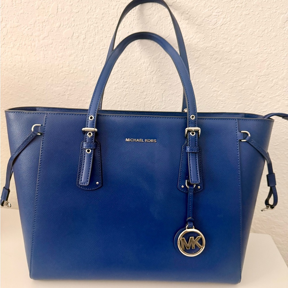 💙Michael Kors Leather Large Jet Set Tote Royal Blue with dust bag